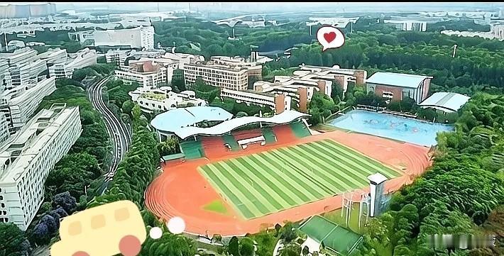 广东这回是把教育圈的桌子给掀了！2月9号下的文，3月10号起，不管是公立还是