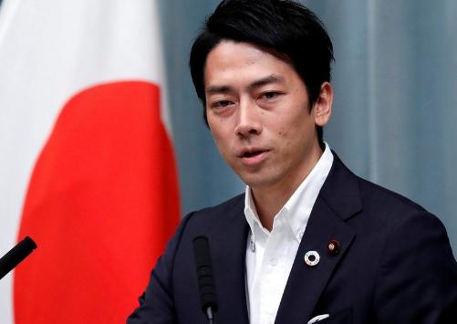 小泉进次郎不装了！日本防卫大臣在记者会上直接点名中国，说部署12式长程导弹就