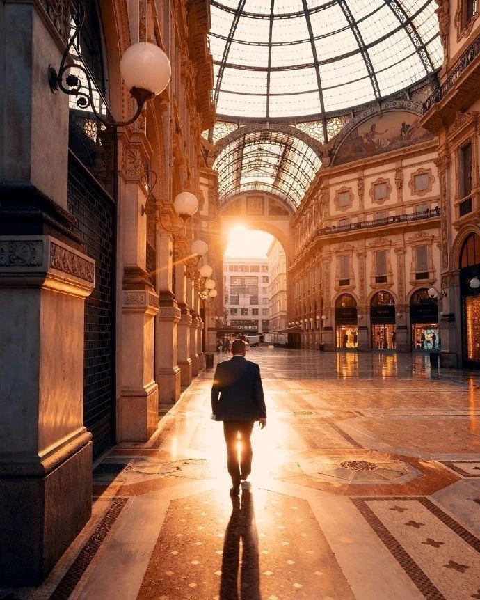 穿梭在中世纪街头感受城市的浪漫🇮🇹｜GiovanniGenzini​​​