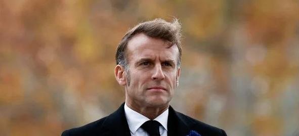 回去就翻脸？难怪有人称马克龙为“变色龙”！在12月7日，法国总统马克龙表示已经与