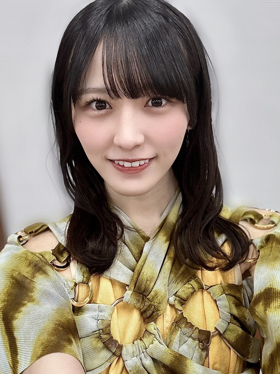 大越ひなの「羨ましさ、いろいろ形がありますが、このMVにおいては、嫉妬とかそうい