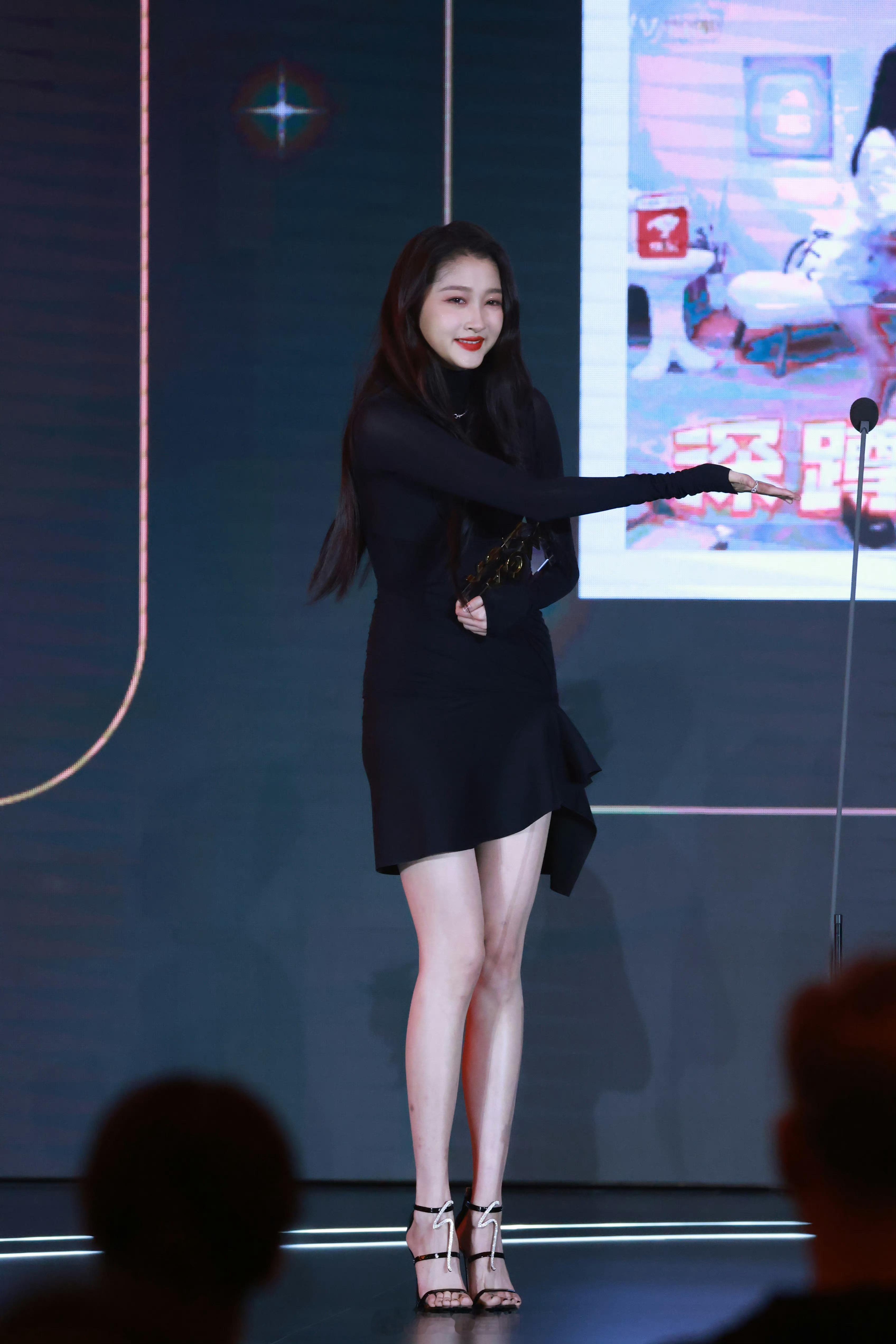 关晓彤​​​