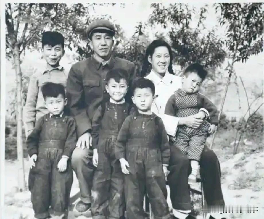 1969年，宝鸡军分区政委吕祖尧，接到一个新任务。给他20万人，几乎没有大型机