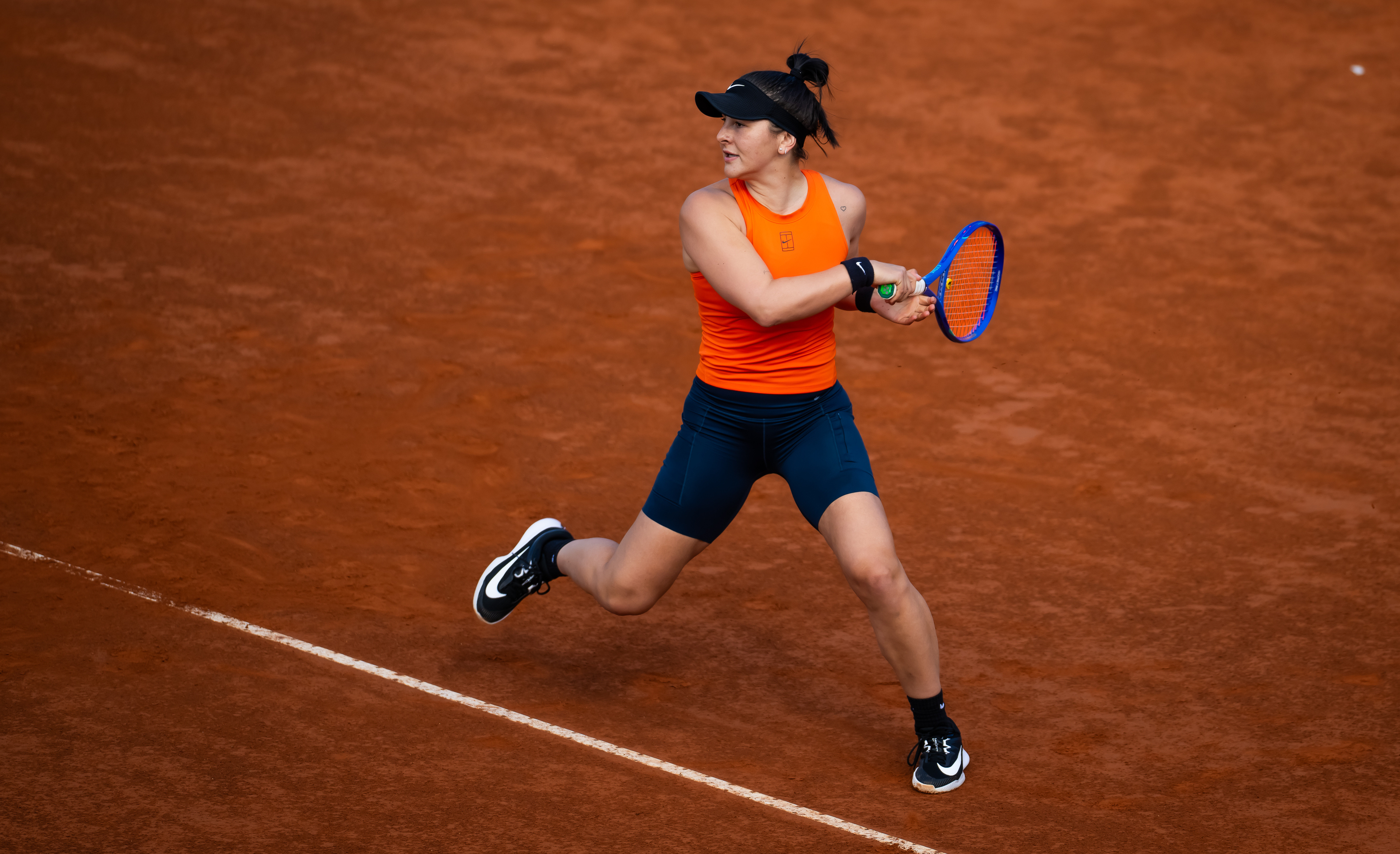WTA1000罗马站第二轮，安德莱斯库以6-13-66-2淘汰20号种子维基