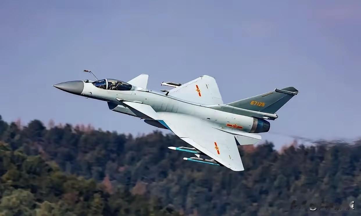 很多人以为不卖歼-10CE给朝鲜是怕得罪西方。错了！不卖歼-10CE给朝鲜，