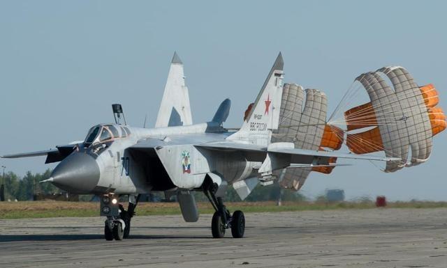 全球首架4马赫战机要来了？上打卫星下攻航母，导弹都追不上它。就说速度吧，4马赫可