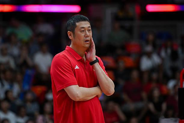 中国女排2026世界女排联赛赵勇谈首场比赛失利：“首先祝贺捷克队，今天对手发挥更