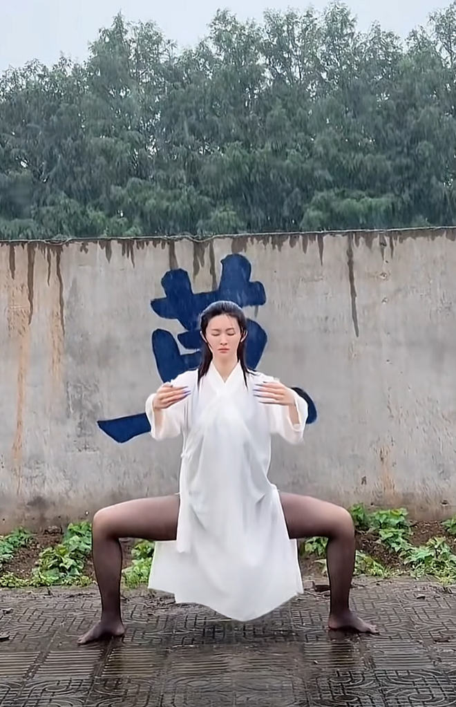 想知道这叫什么功法？？？