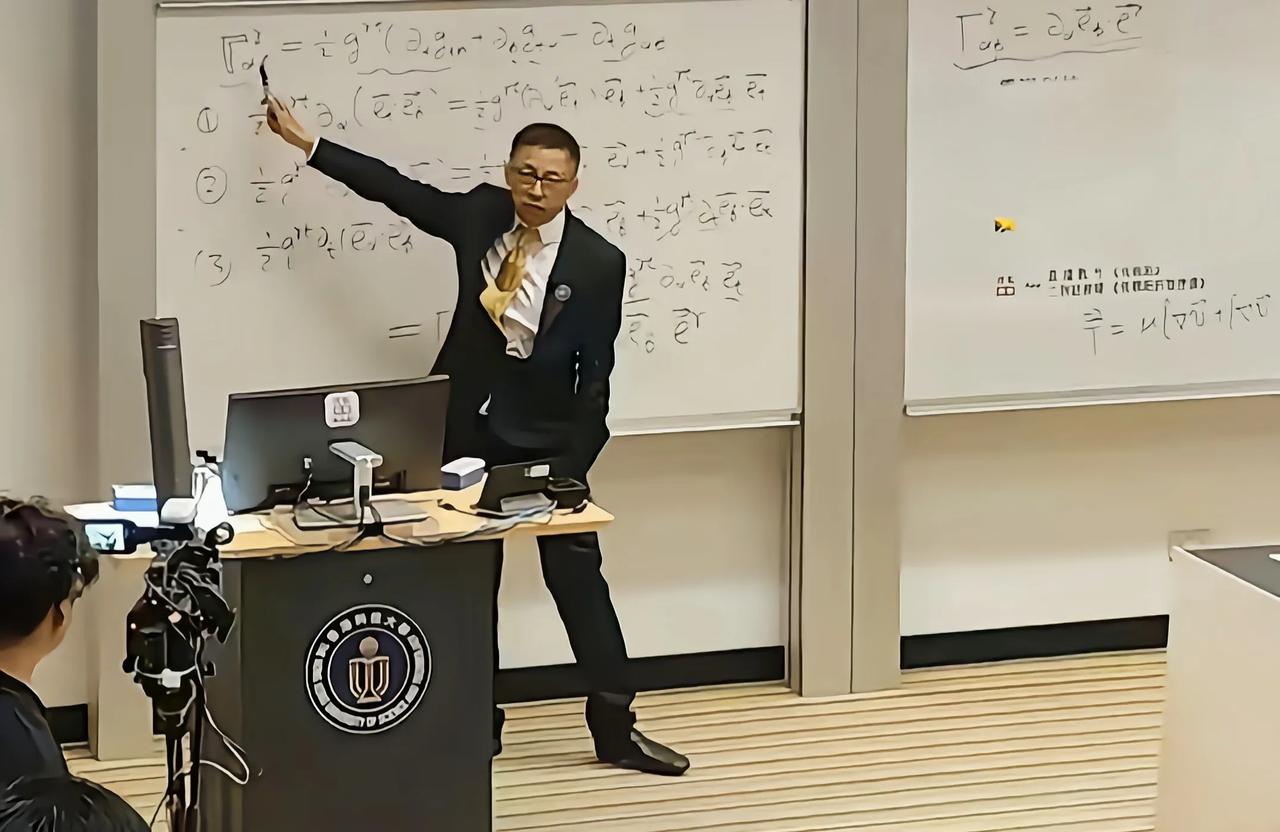 财富自由，行动自由，思想自由，张朝阳是国内过得最潇洒的富豪要说国内过得挺潇洒的