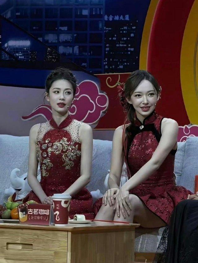 这才是真正的大腿，没有拉直，没有美颜