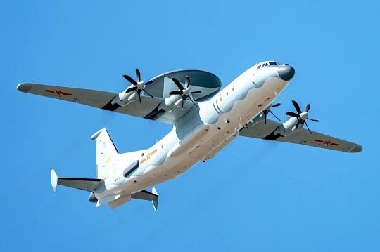 空警-500对决E-3“望楼”：小平台铸就大预警，雷达体制与动力系统全方位比拼