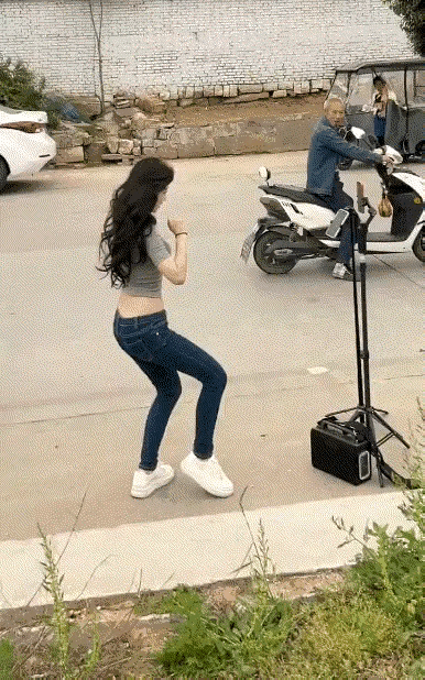 大爷有点舍不得走…