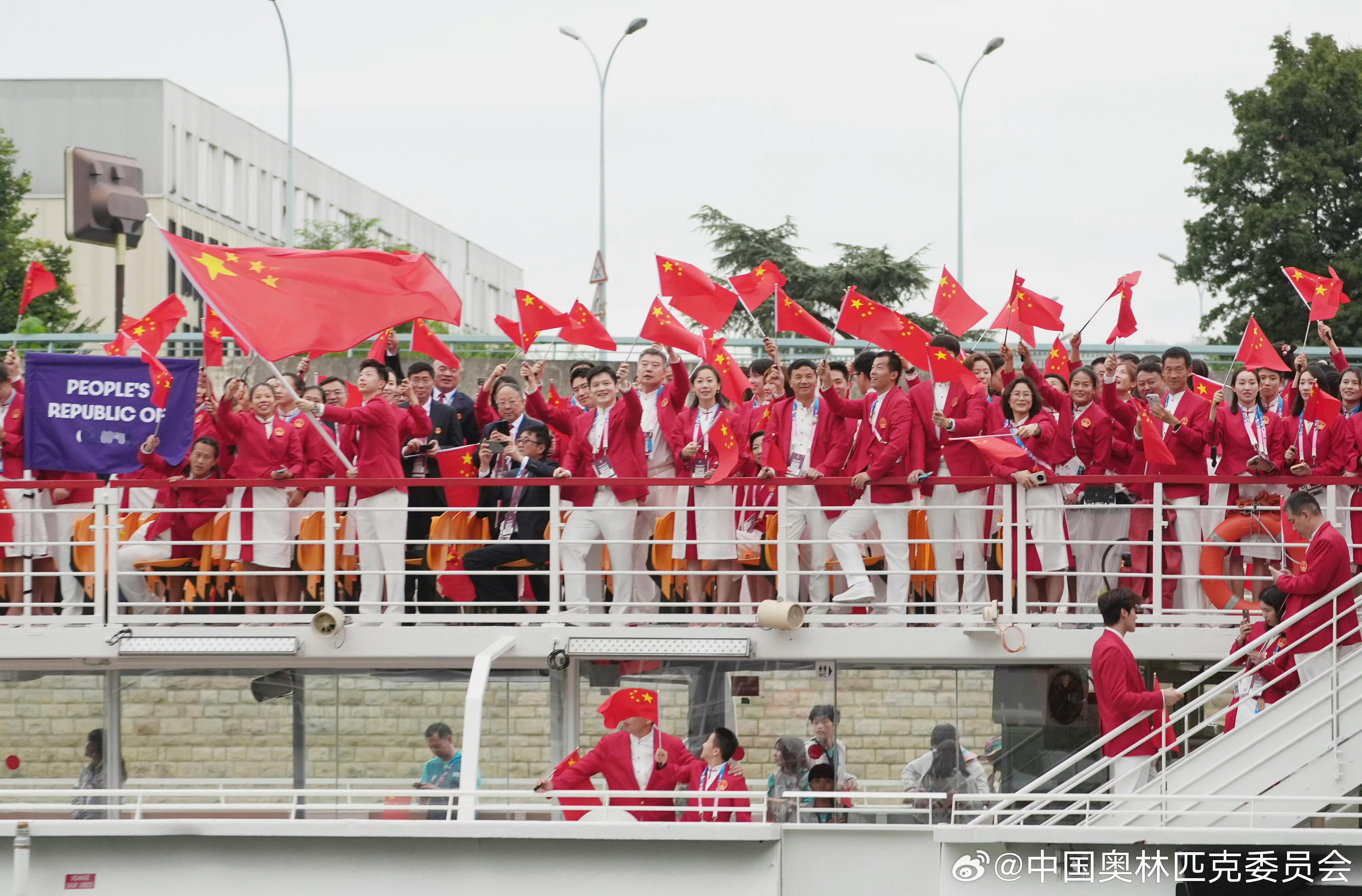 说句心里话一眼就能看到樊振东画面中心