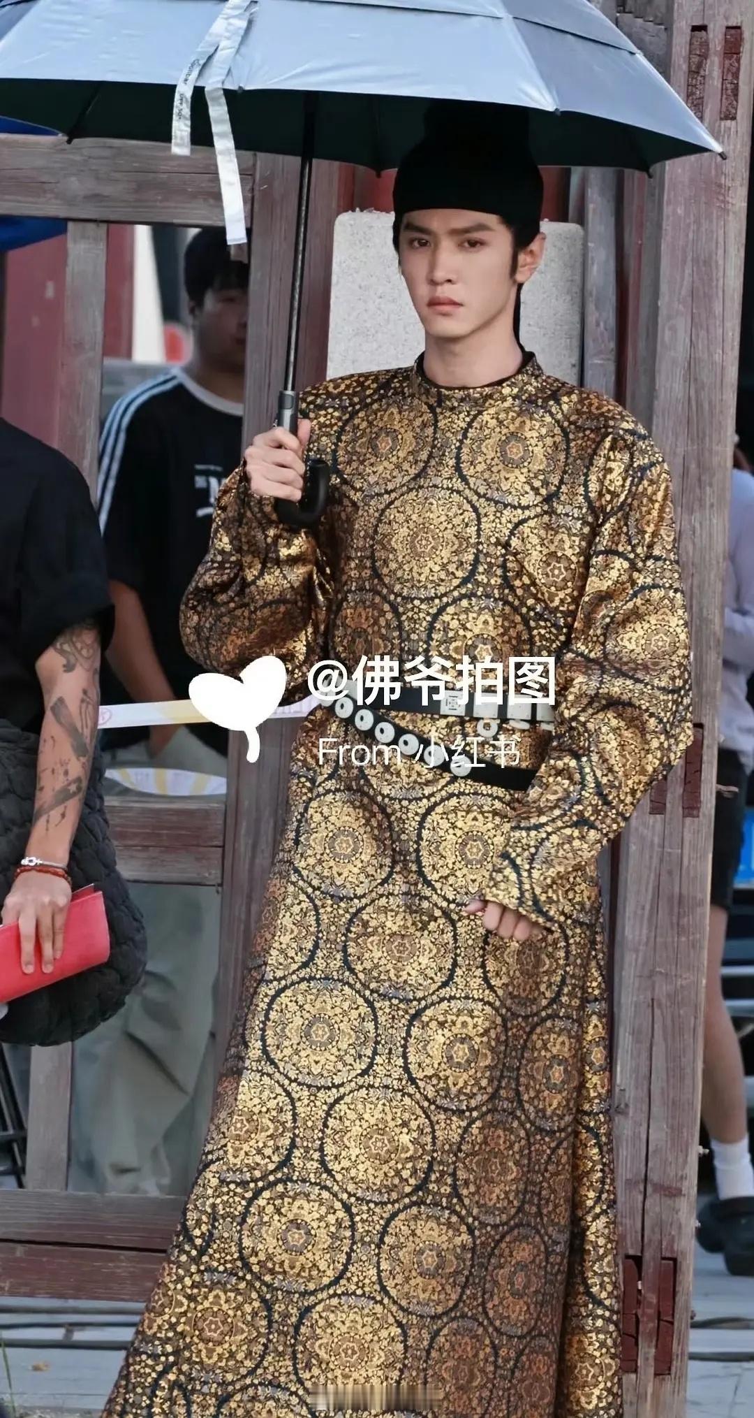 啊啊啊啊陈哲远《江山为聘》丑衣服又来了​​​