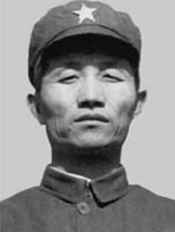 1955年授衔，19位兵团司令穿上将军礼服，唯独少了他！只因打了一场不该打的仗，