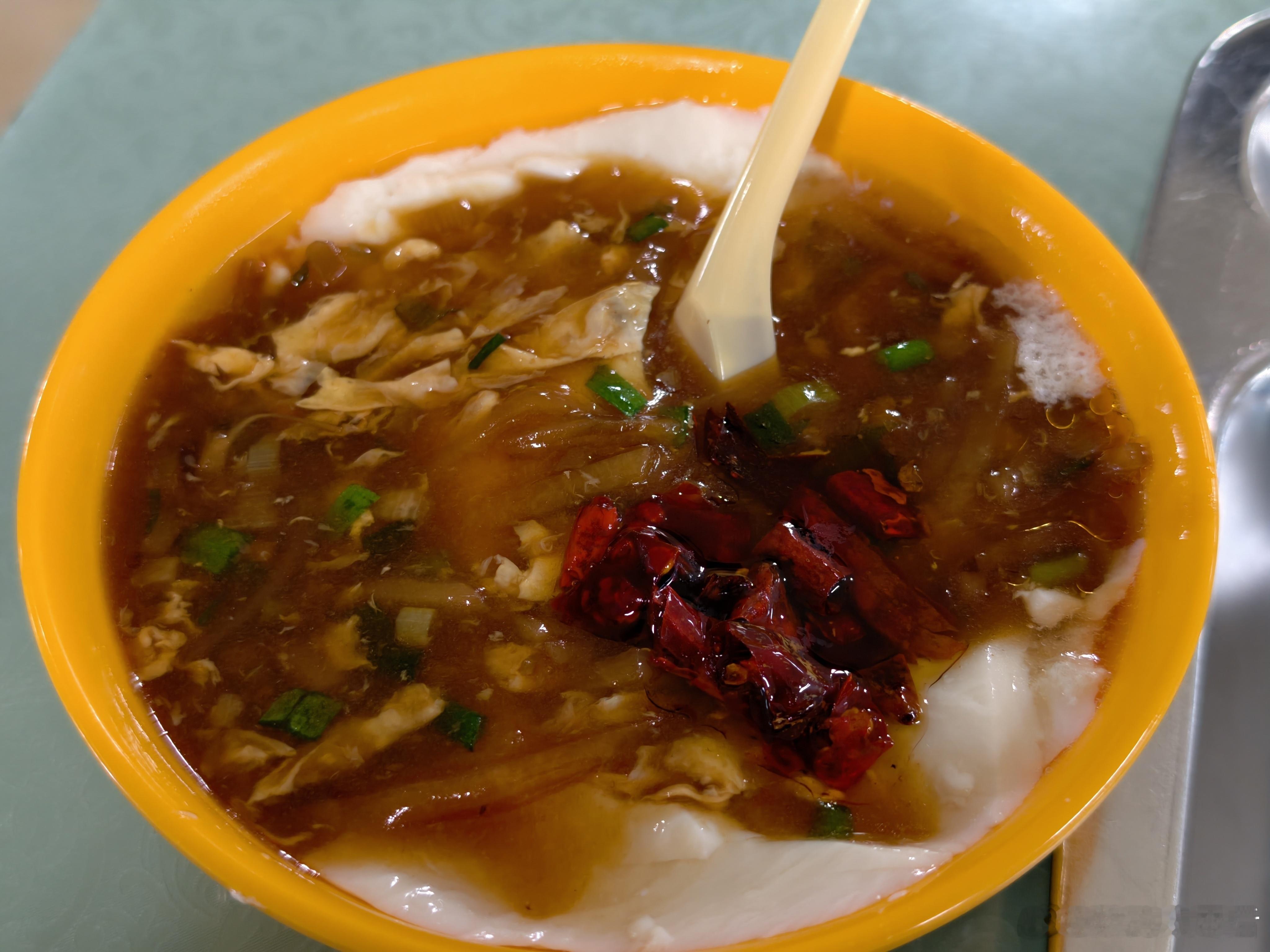 食堂这豆腐脑是真不错！[赞]​​​
