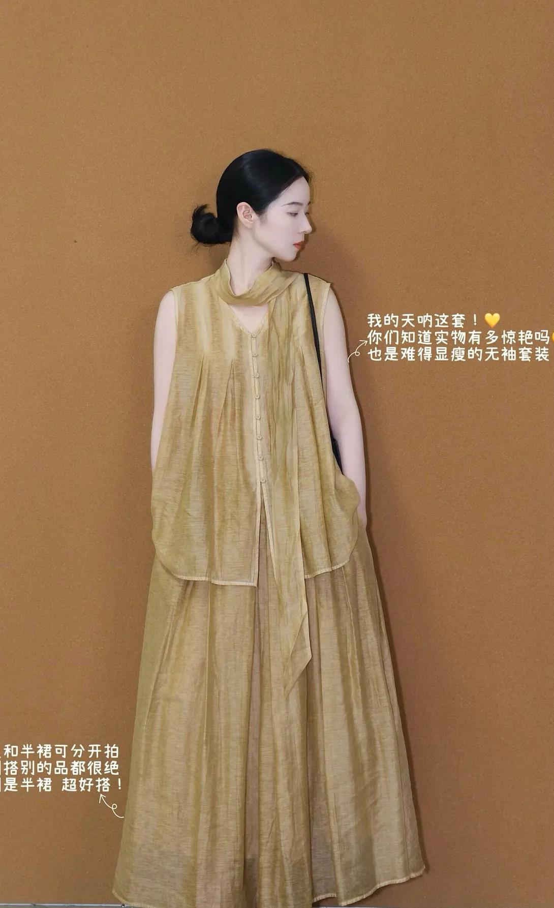 中年女人夏天就穿松弛系穿搭！优选天丝亚麻透气料子，不贴身不闷热气，宽松裙装巧妙遮