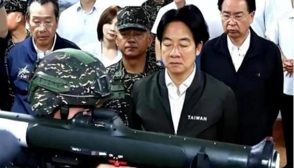 台海再生变局，驻台500美军或面临“全军覆没”，美专家直言：特朗普必须撤军，否则