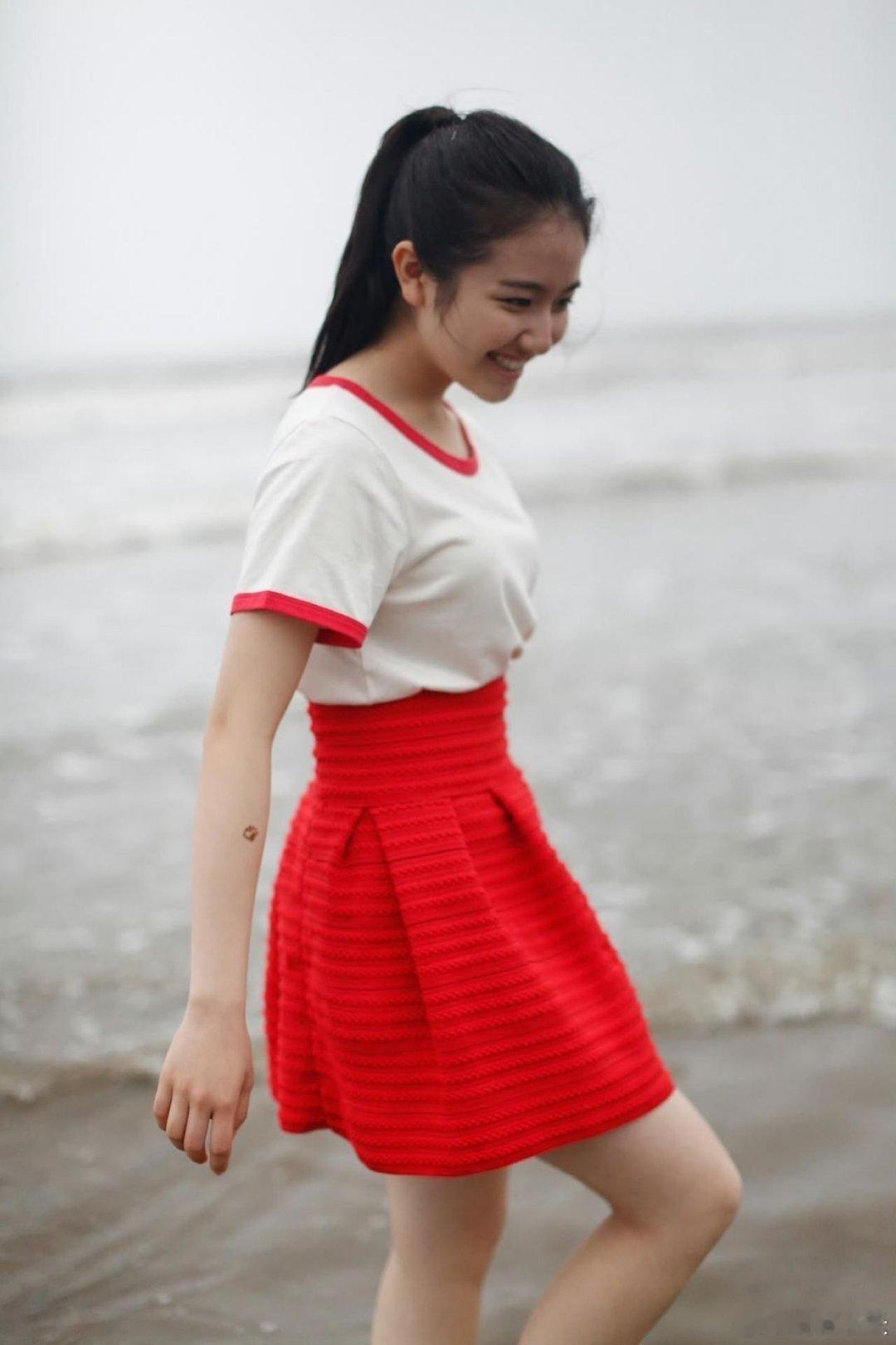 这个状态的李兰迪是不是神似《神医喜来乐》里的赛西施？