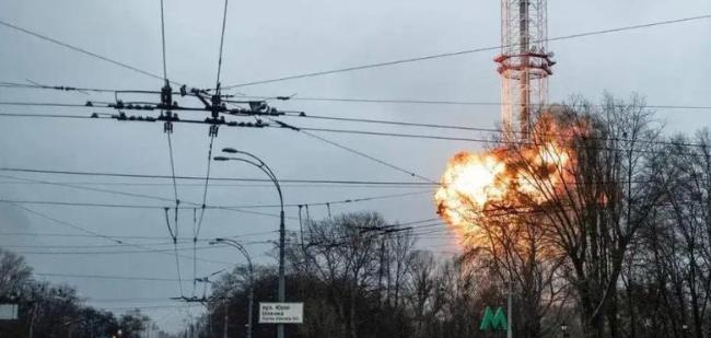 2月6号这一夜，乌克兰感到的寒意恐怕比气温更冷，俄罗斯突然把“战争逻辑”给变了：