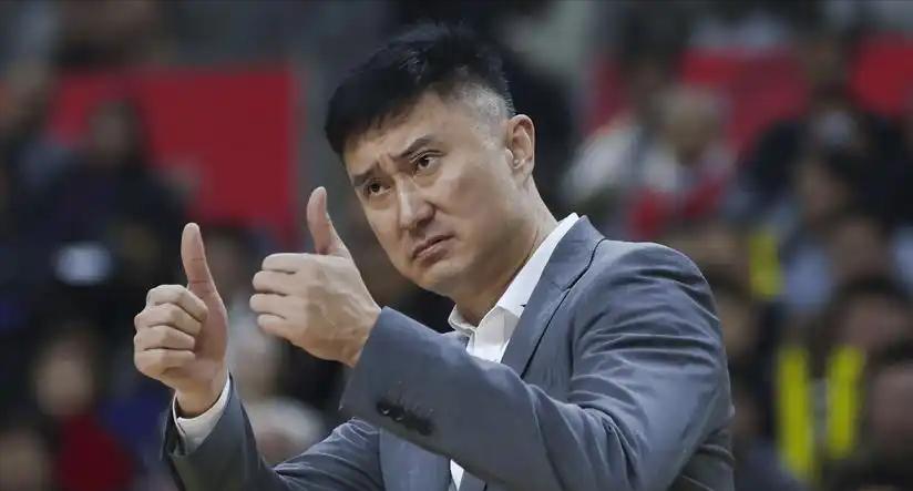 🔥陈海涛发火了！广东男篮主场不敌广州龙狮队，附加赛岌岌可危，下一场再输，本赛季