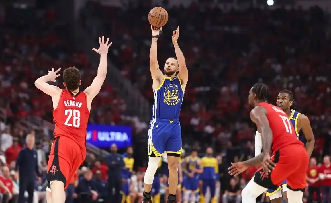 库里：詹库杜时代最后的荣耀我来守护！过去十年，如果NBA要被定义为一个时代，那