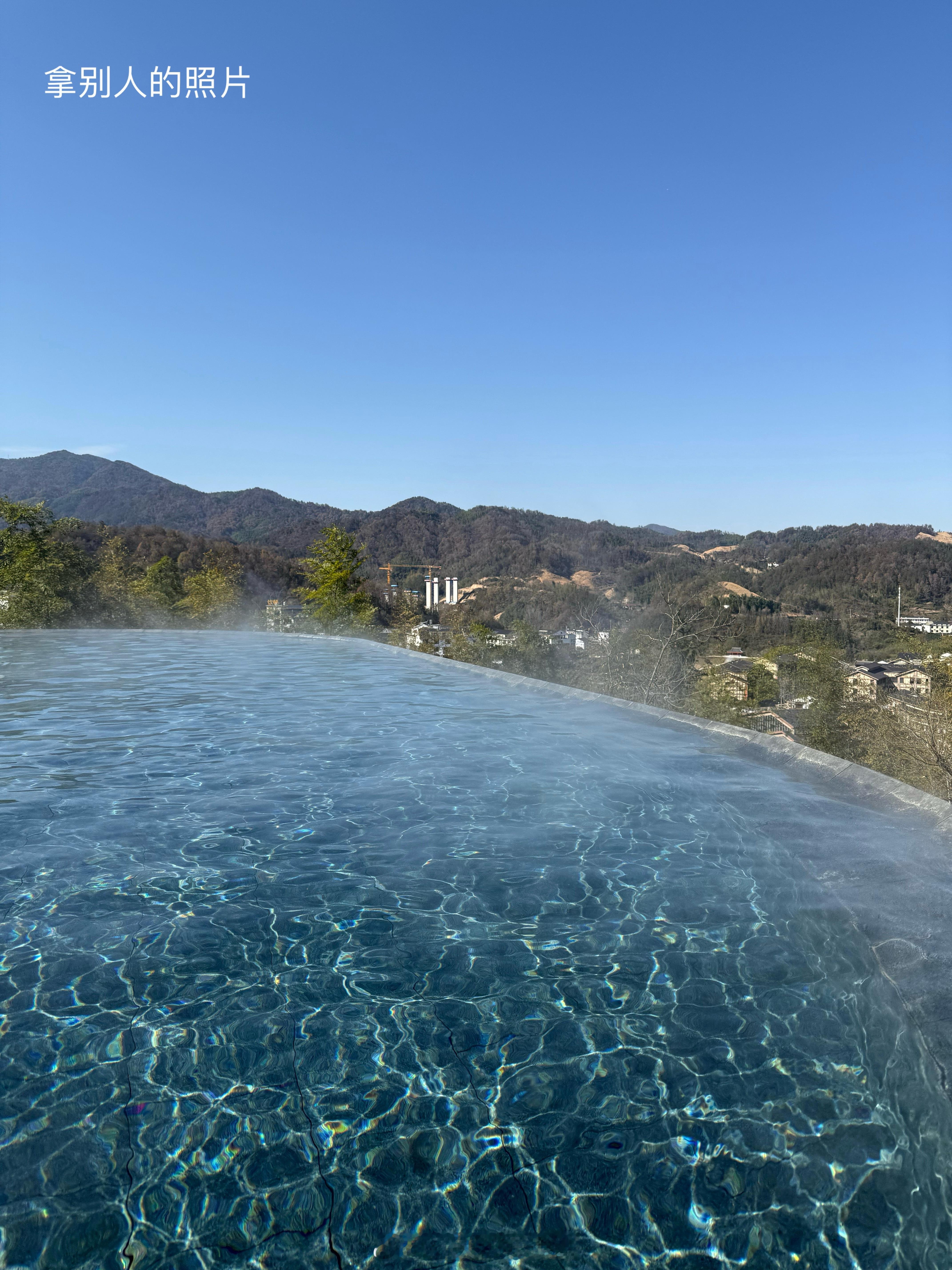 你们有没有推荐的室外温泉像这样的但是冬天在室外不会很冷吗合肥周边都行过段