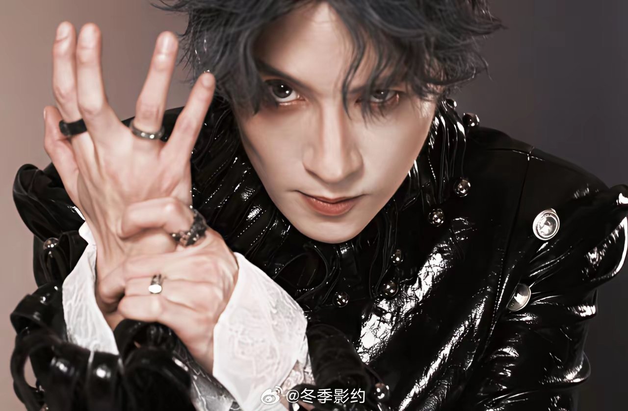 去查了一下老薛说啥了。才发现谢娜今天“发飙”真的是有原因的，因为老薛说的那些话，