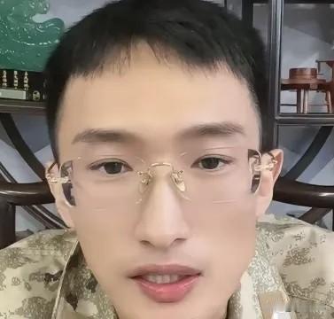 二驴突然拍板决定全员尽快撤离“驴家大院”！驴姐直播表示东北