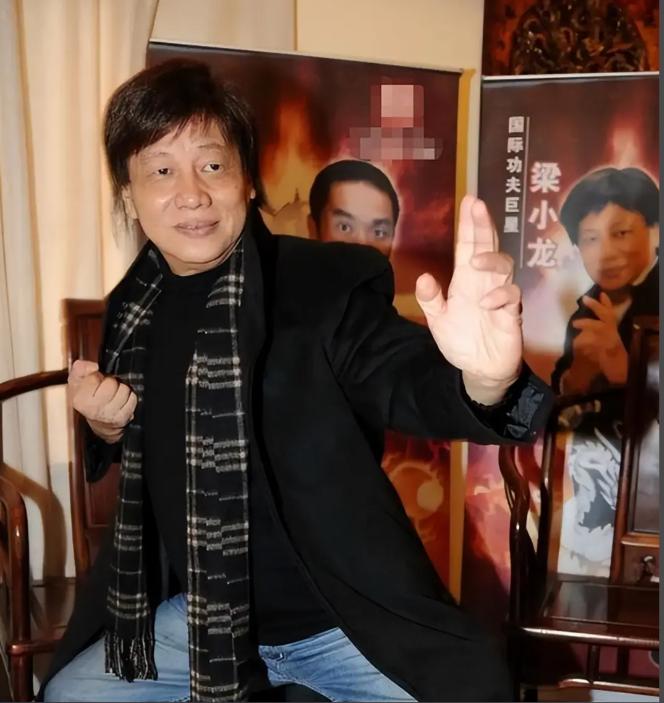 “火云邪神”家属终于发声，澄清去世原因。1月14号“火云邪神”扮演者梁小龙去世