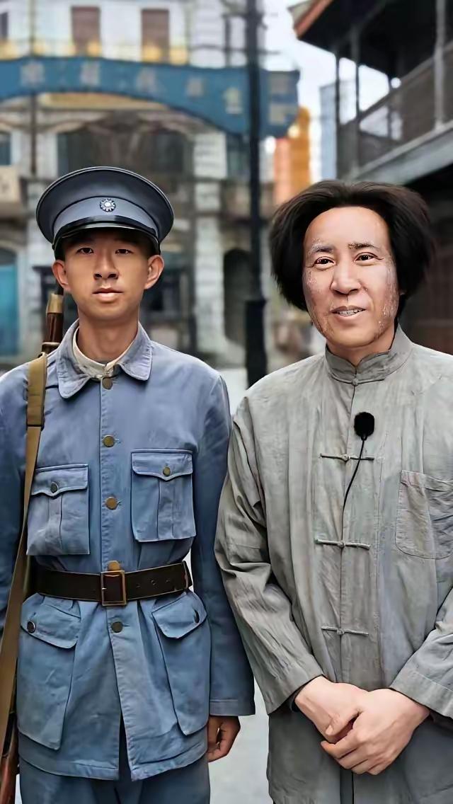 这应该是于和伟从艺以来最失败的造型，没有之一。有人说，简直是亵渎伟人的形象。