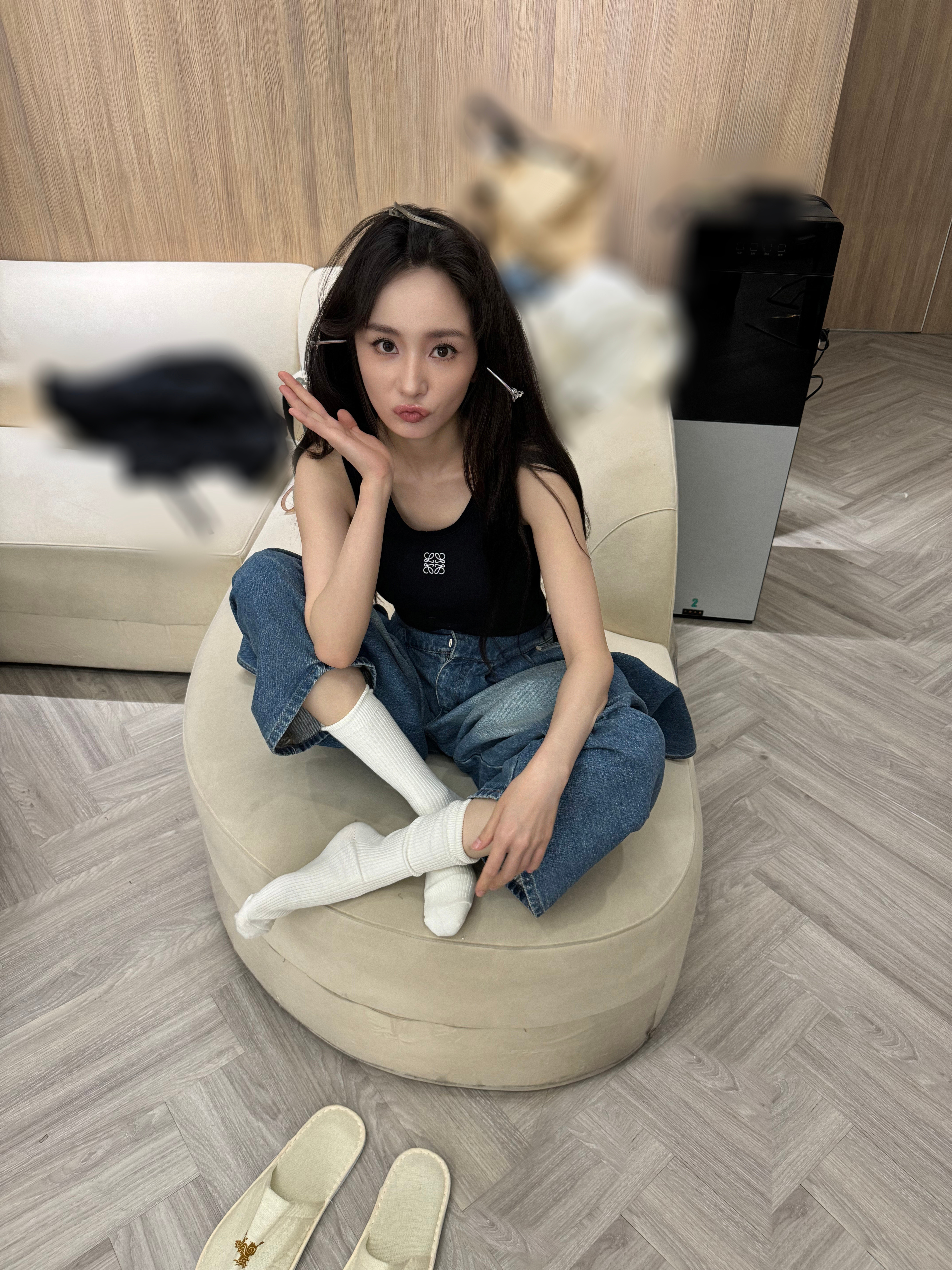 杨幂嘟嘴亲亲，我轻轻吻上！😘😘​​​
