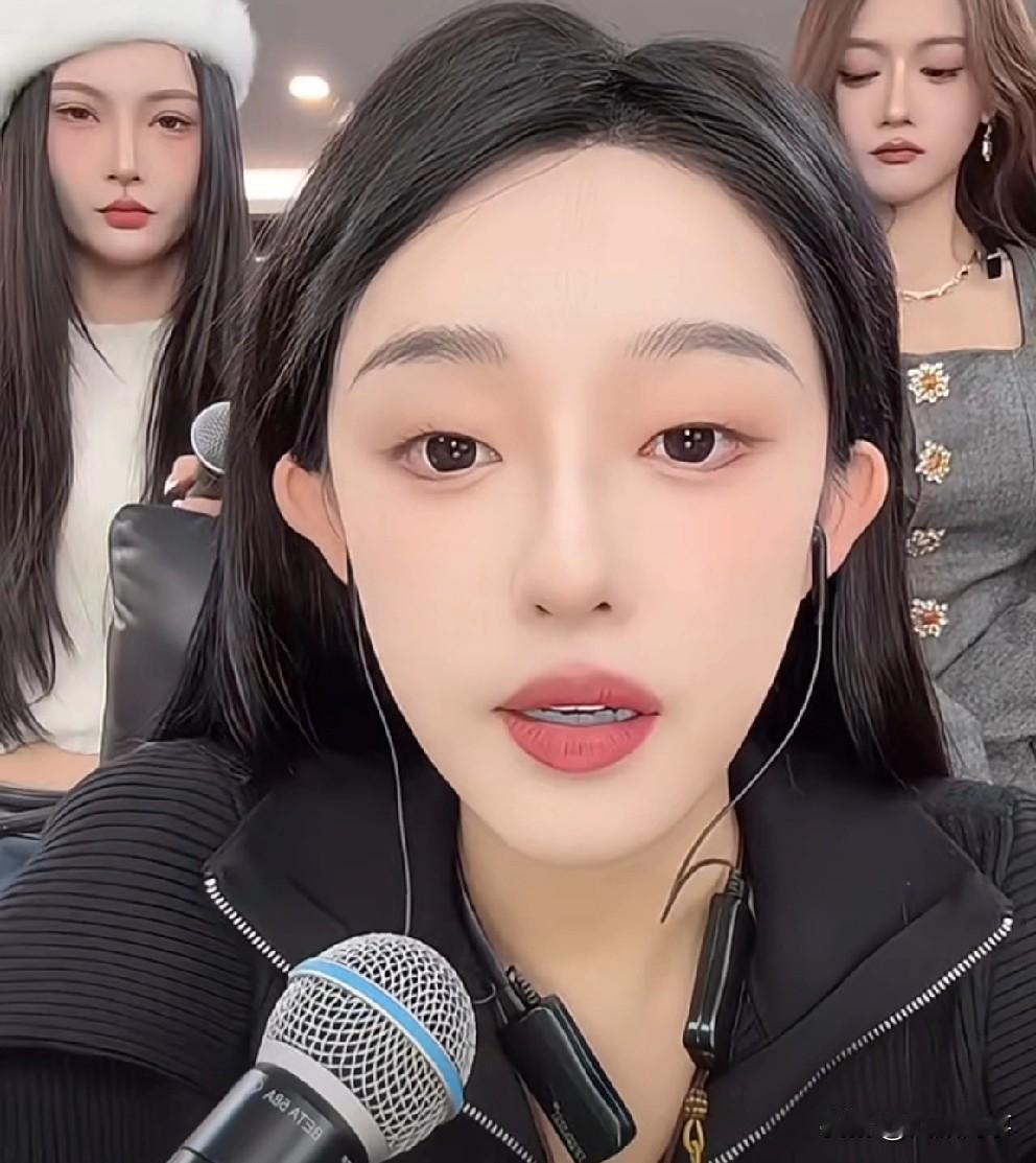 娜美说公司七天之内两个人得了抑郁症和焦虑症！！娜美说