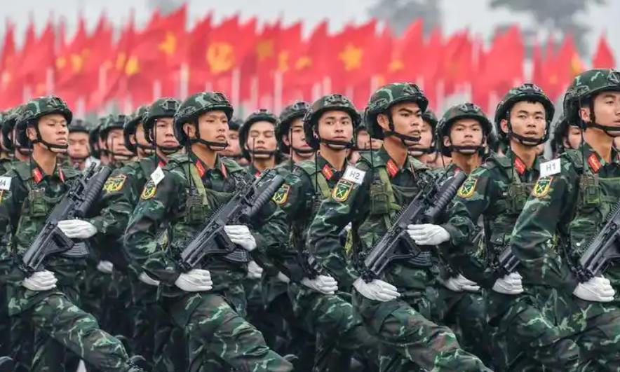 看完九三阅兵，你以为最难受的是日本人还是美国人？都错了，被这场阅兵伤得最深、最绝
