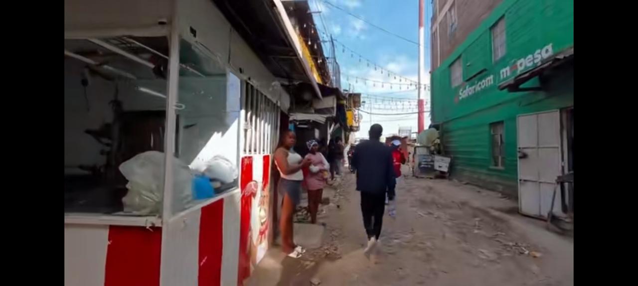 肯尼亚首都内罗毕到处都是站街女，是不是我们也有类似的场景？十年前，广州，济南，