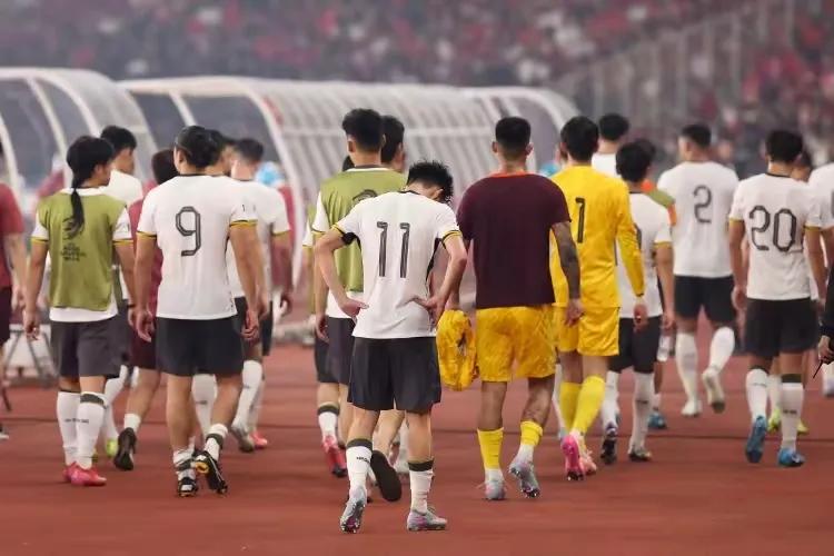 听着扎心，但反映了现实！外媒：中国14亿人口找不出23位能晋级世界杯的球员，
