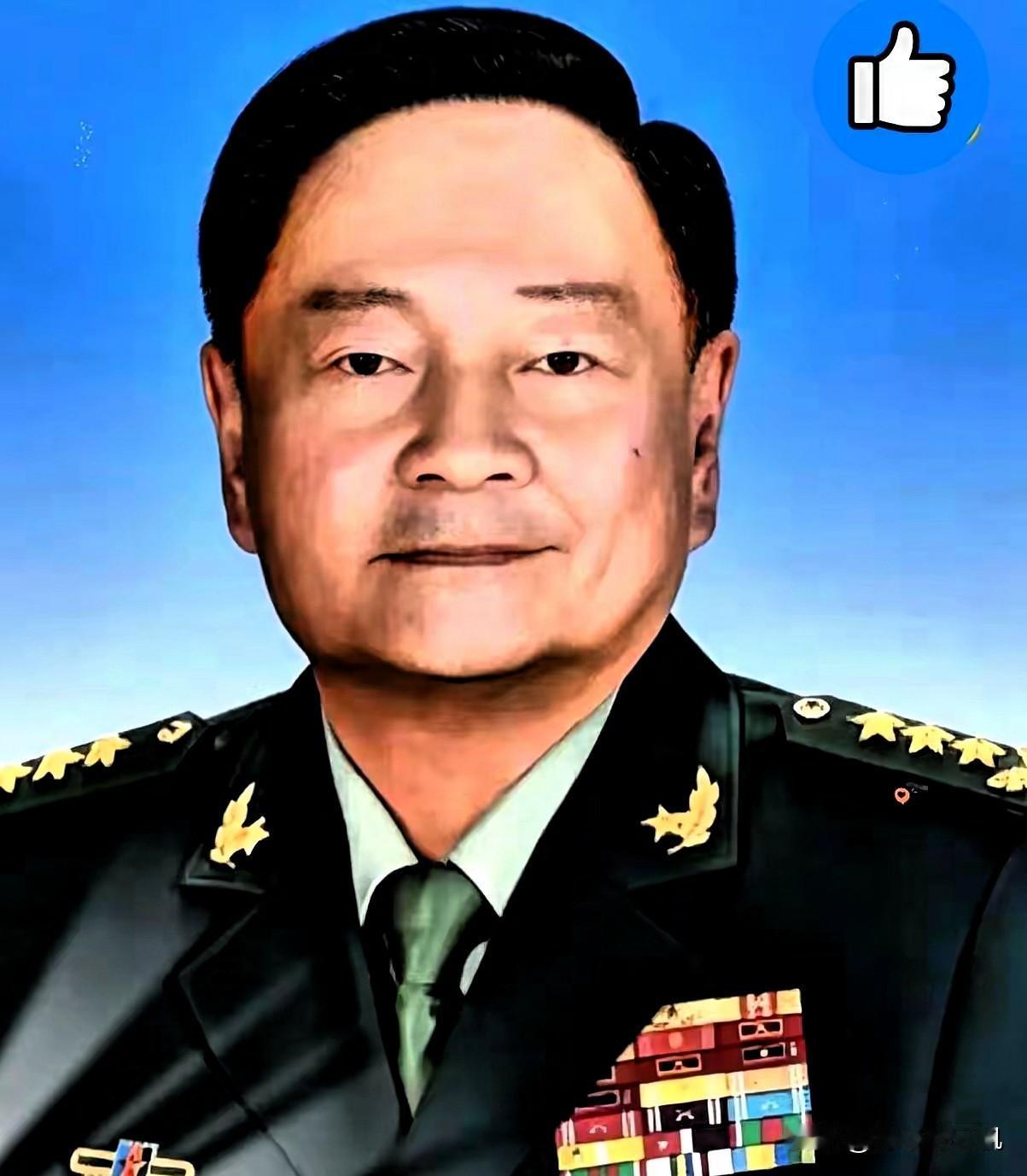 看着这波军队反腐的通报，背脊骨竟生出一丝丝凉意。很多人只盯着落马的肩章，当个谈