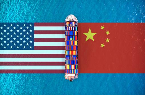 6830亿美元！北京直接把美债持仓水位，强行按回了2008年的“警戒线”！不管白