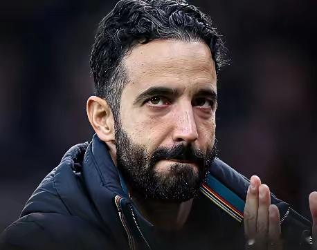 米兰虽以2-1客胜都灵取得赛季开门红，但胜利背后隐患乐观。首先，阵地战攻坚乏力。