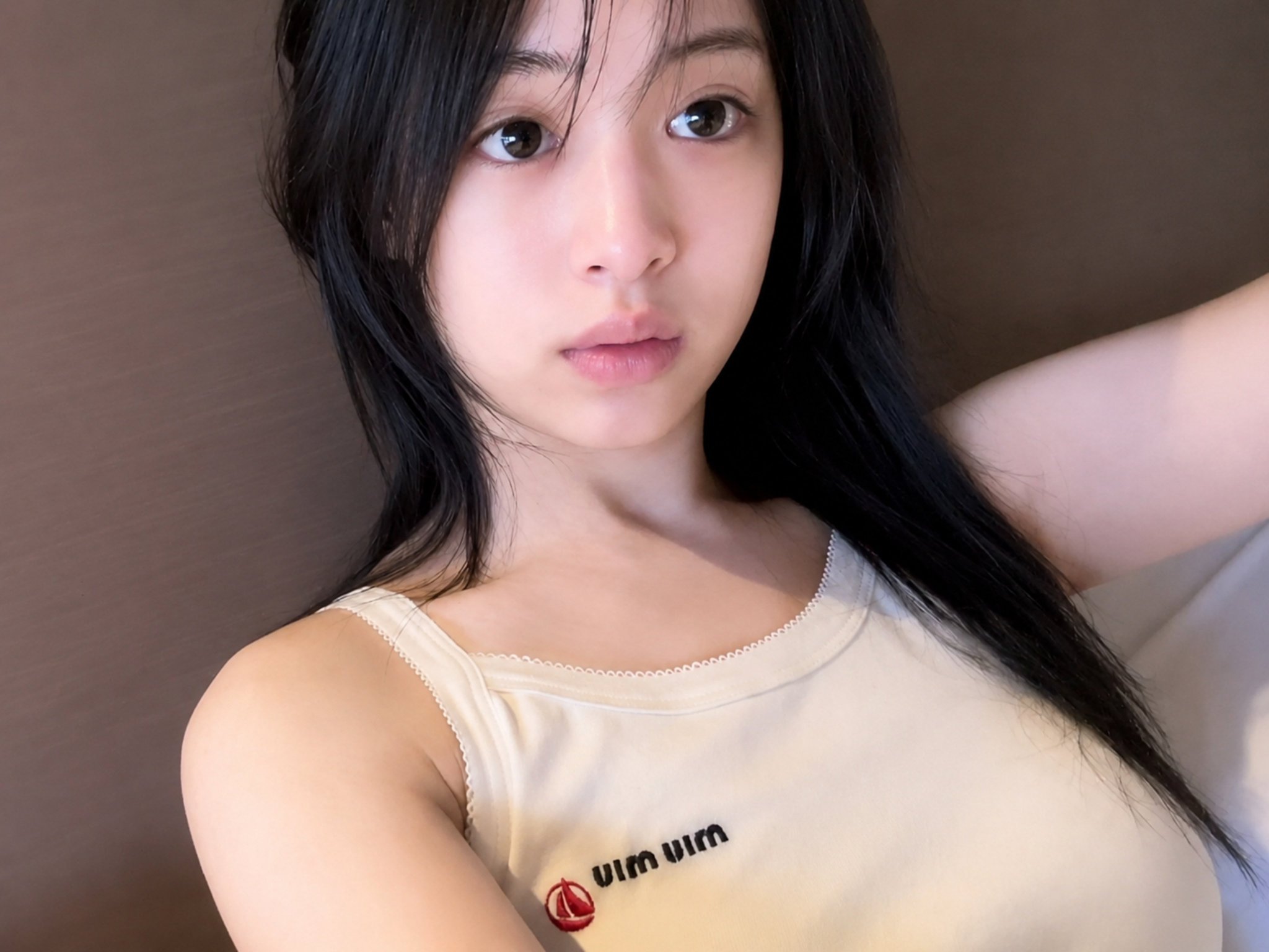 此女素颜好清纯🥹🤍​​​
