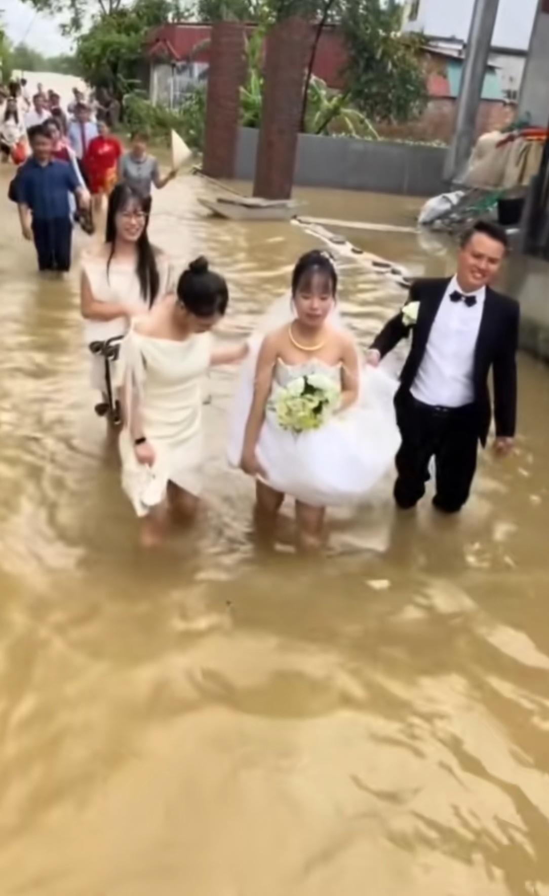 大家说这是结的什么婚？[捂脸哭][捂脸哭][捂脸哭]