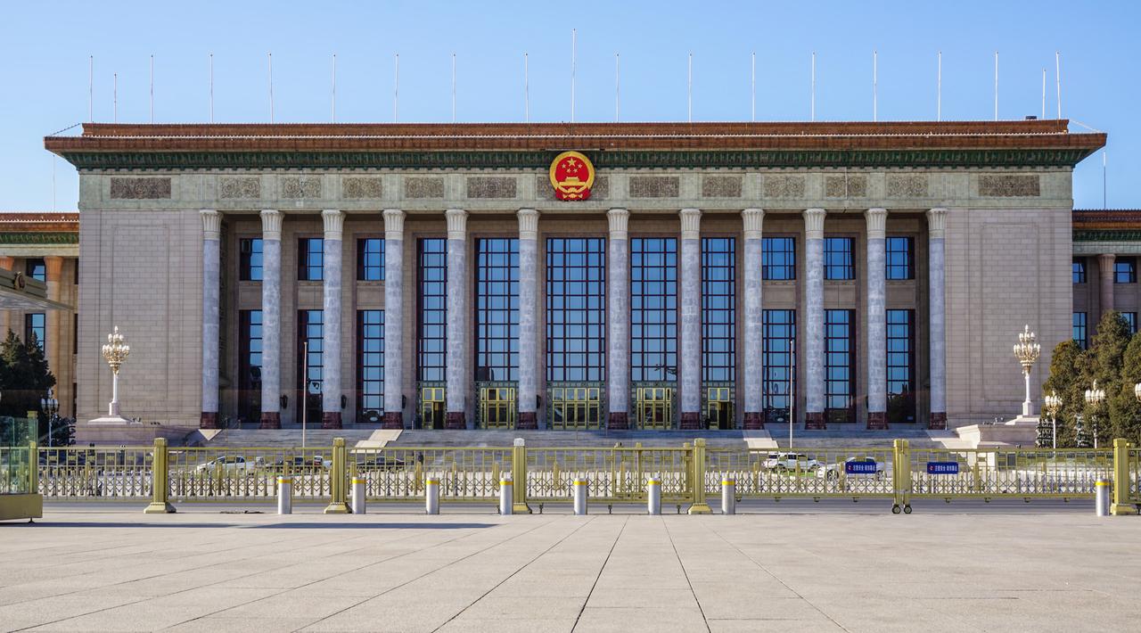 访华后劲还没过去，特朗普摊牌了：就是要建人民大会堂特朗普的本次访华之旅，后续