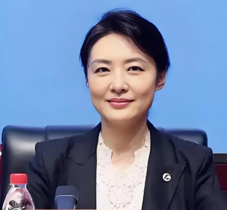 周涛是什么级别[抠鼻][抠鼻][抠鼻]