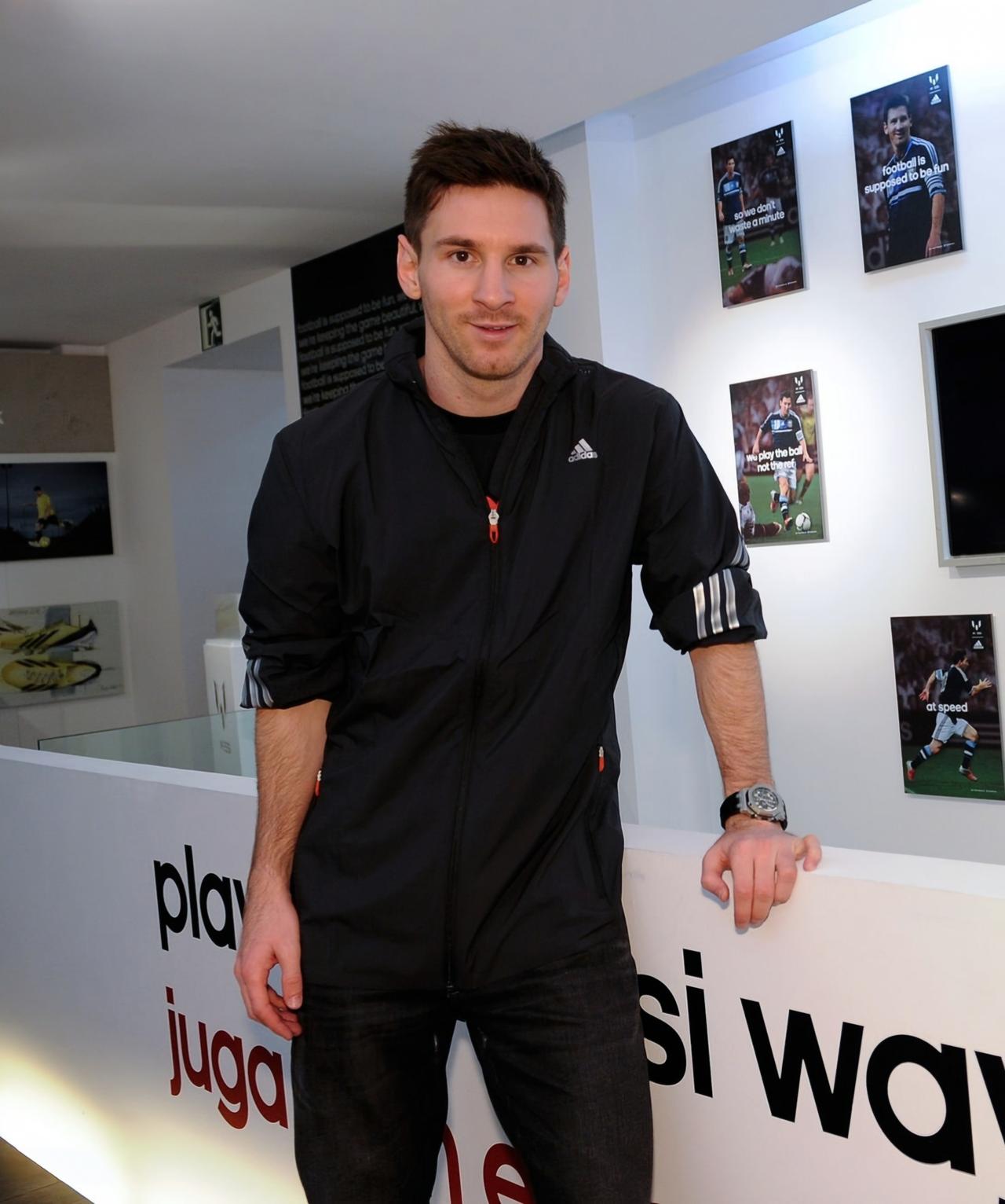 欧洲转会新闻汇总！★随时欢迎！吉达联合俱乐部主席安马尔·海利再次明确表示，金