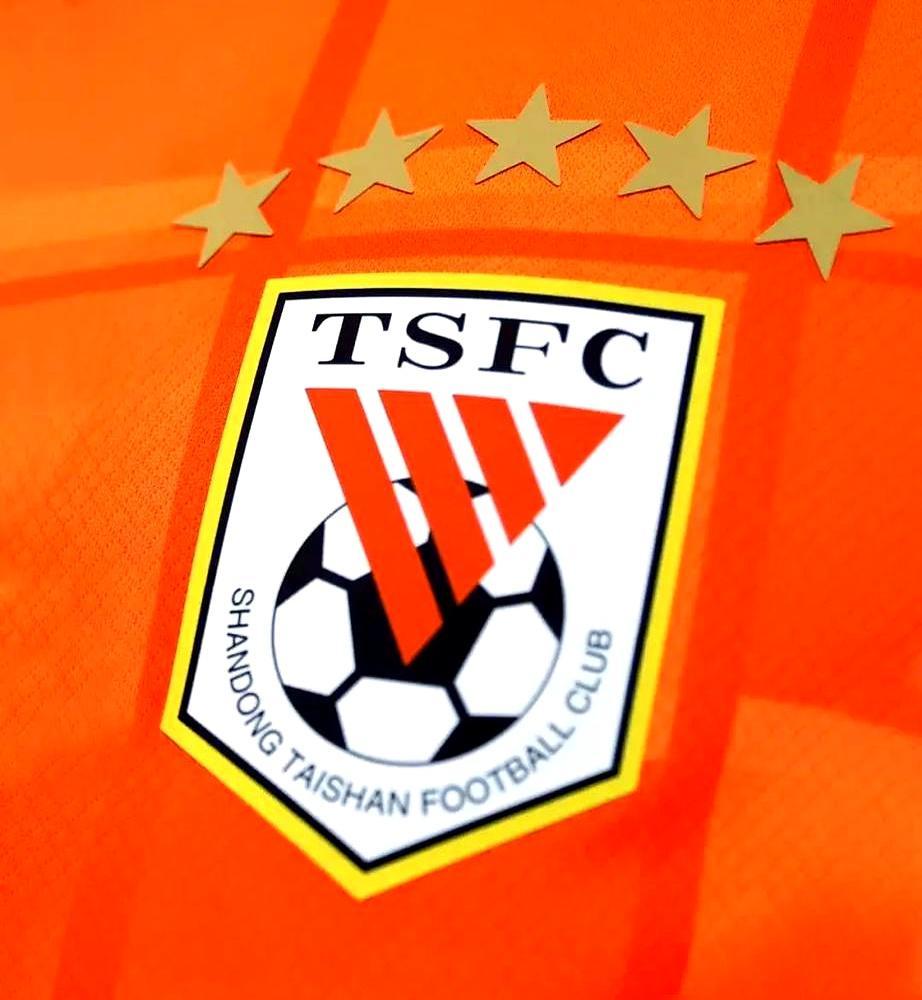 少拿60万欧，他连夜跑路泰山队官宣解约那天，洛佩斯没要一分钱尾款，直接飞回