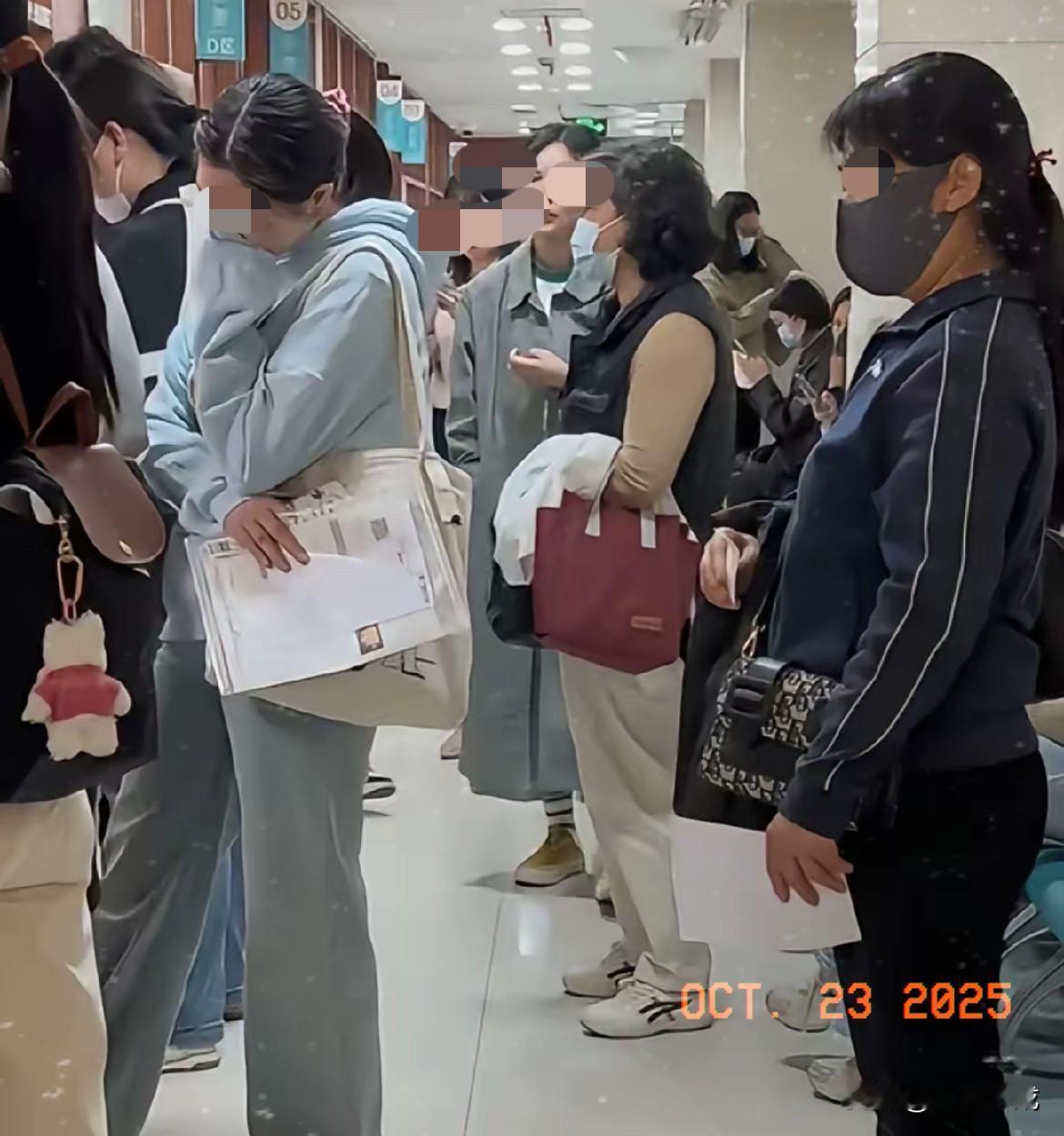 知道妇科为啥冷清吗？因为大多人都卡在生殖科了，现在能自然怀上并生下来，真得算