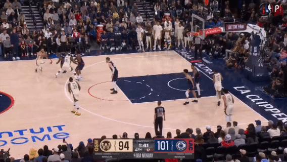 漏吹了！这个还真是非法掩护！今天，NBA官方公布了昨天焦点大战快船VS勇士的