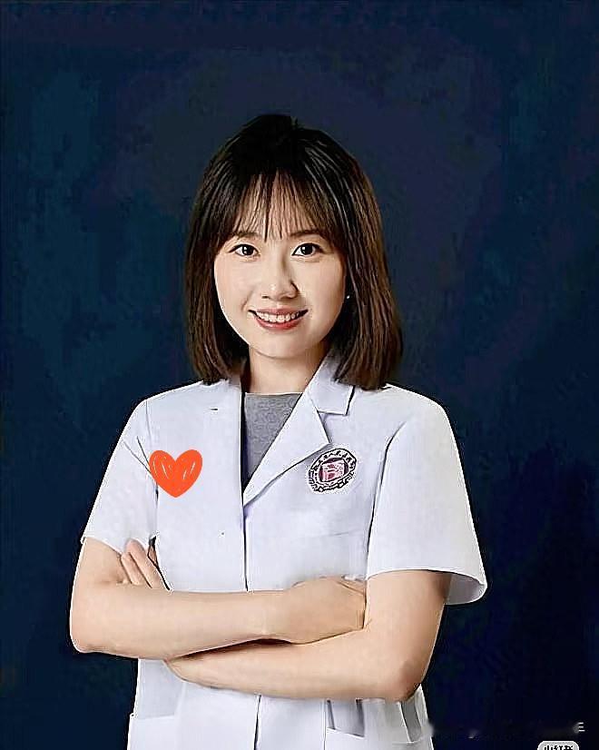 曾主任赴港私立医院履新，这波选择真的太明智了！医术好又有亲和力的医生，就该