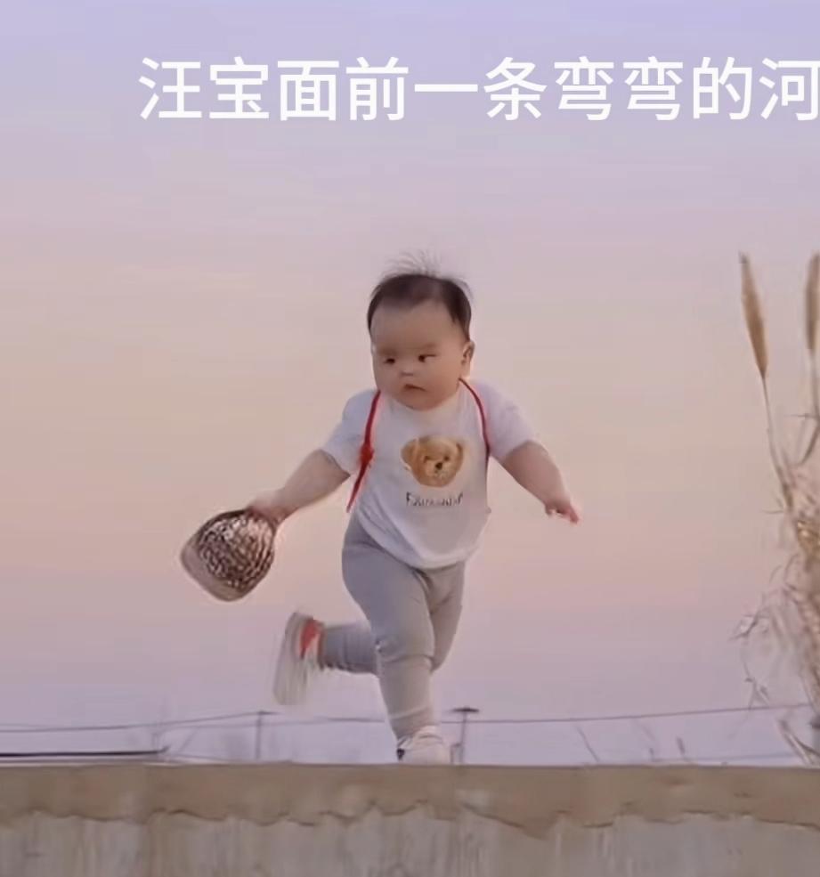 马筱梅家的这个儿子被网友任意Aⅰ生成各种照片和视频！马筱梅不但不介意还很支持，