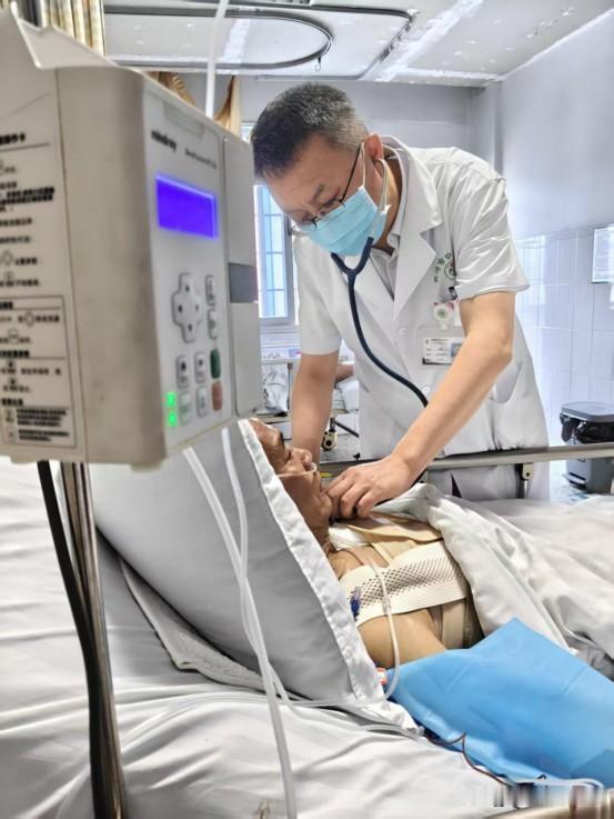 北京协和医学院阜外医院心脏大血管外科博士后高荣主任医师正式担任衡阳市中心医院心胸